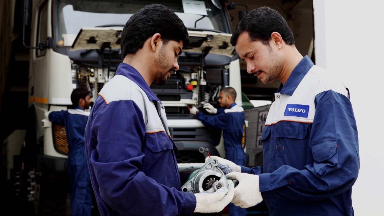 Skilled technicians and the right services mean increased uptime